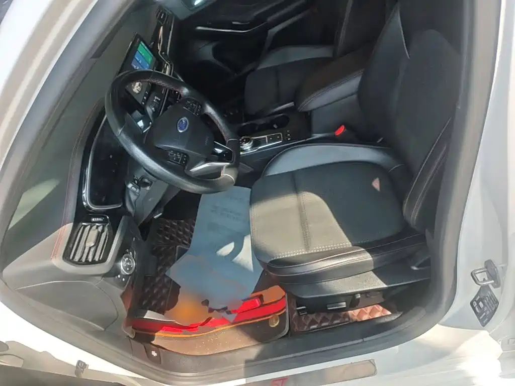 Ford Focus — миниатюра 15