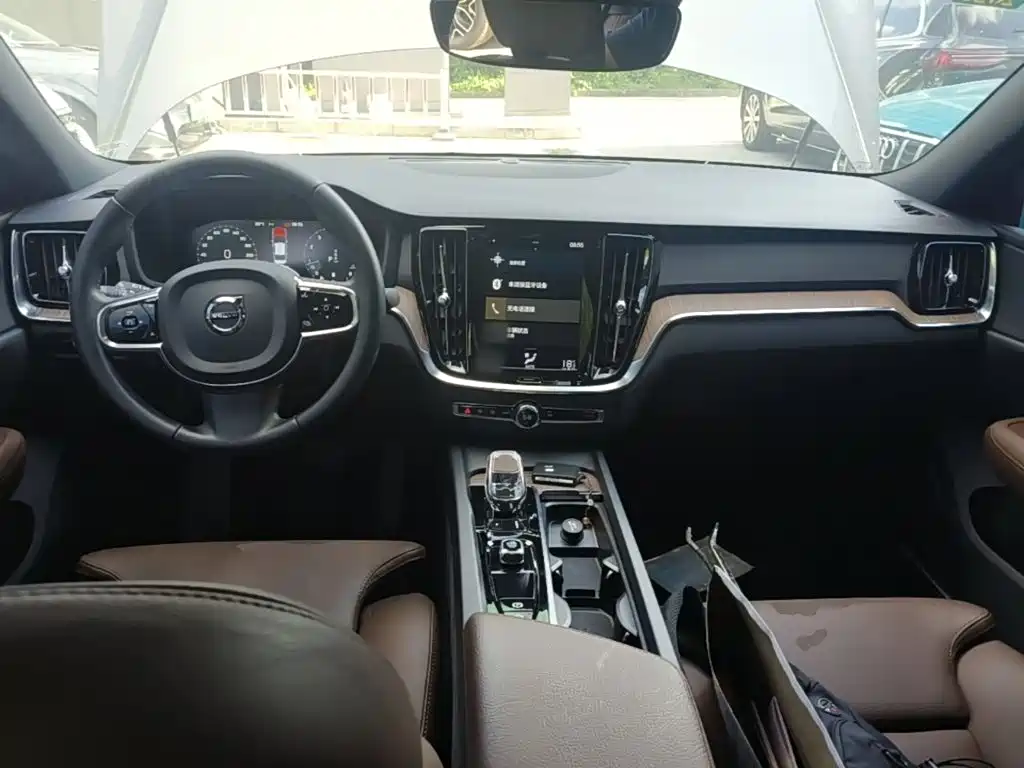 Volvo S60 — миниатюра 10