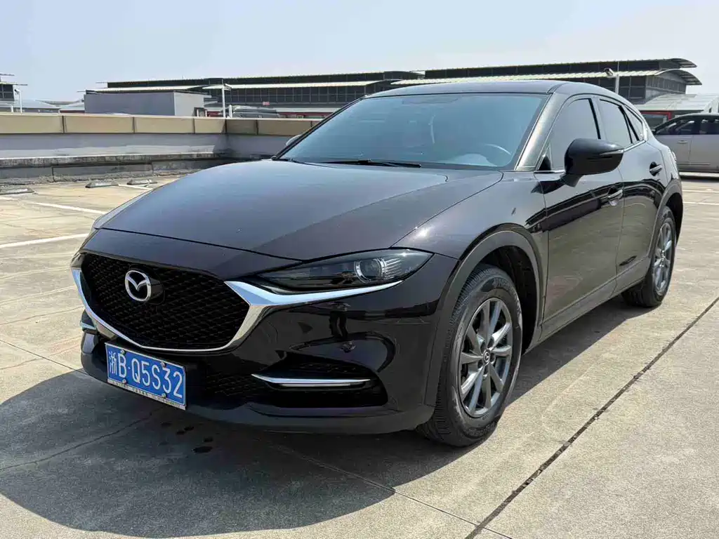 Mazda CX-4 2023