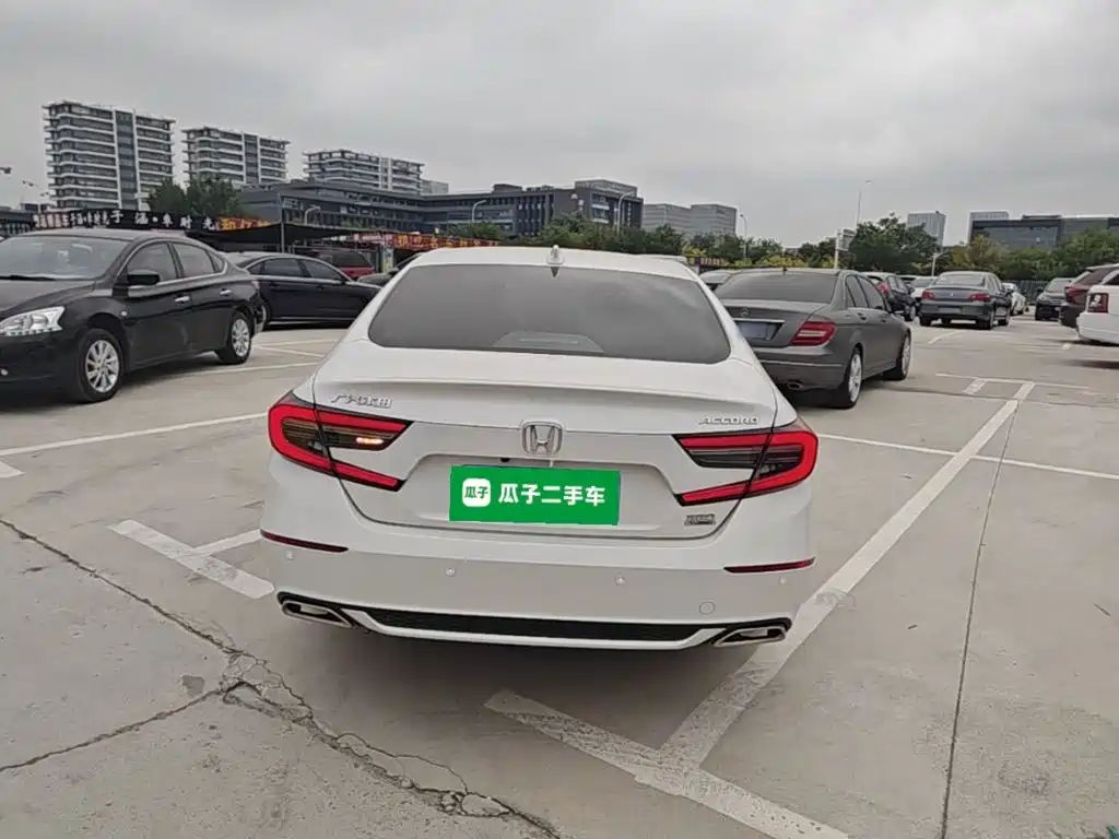 Honda Accord — миниатюра 6