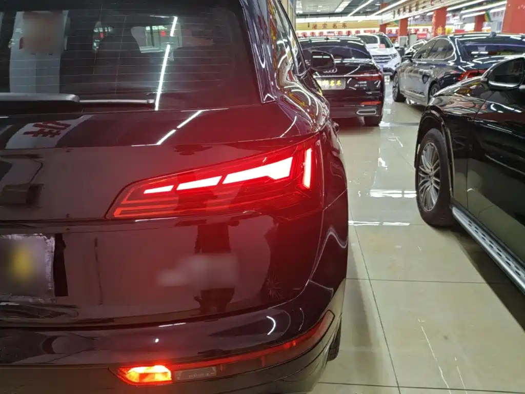 Audi Q5L — миниатюра 8