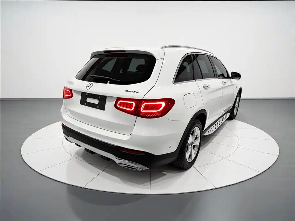 Mercedes-Benz GLC - фото 7