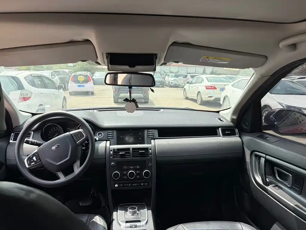 Land Rover Discovery Sport — миниатюра 5
