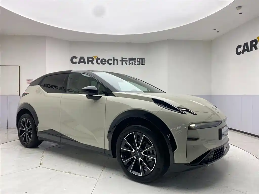 Zeekr X 2025 мест