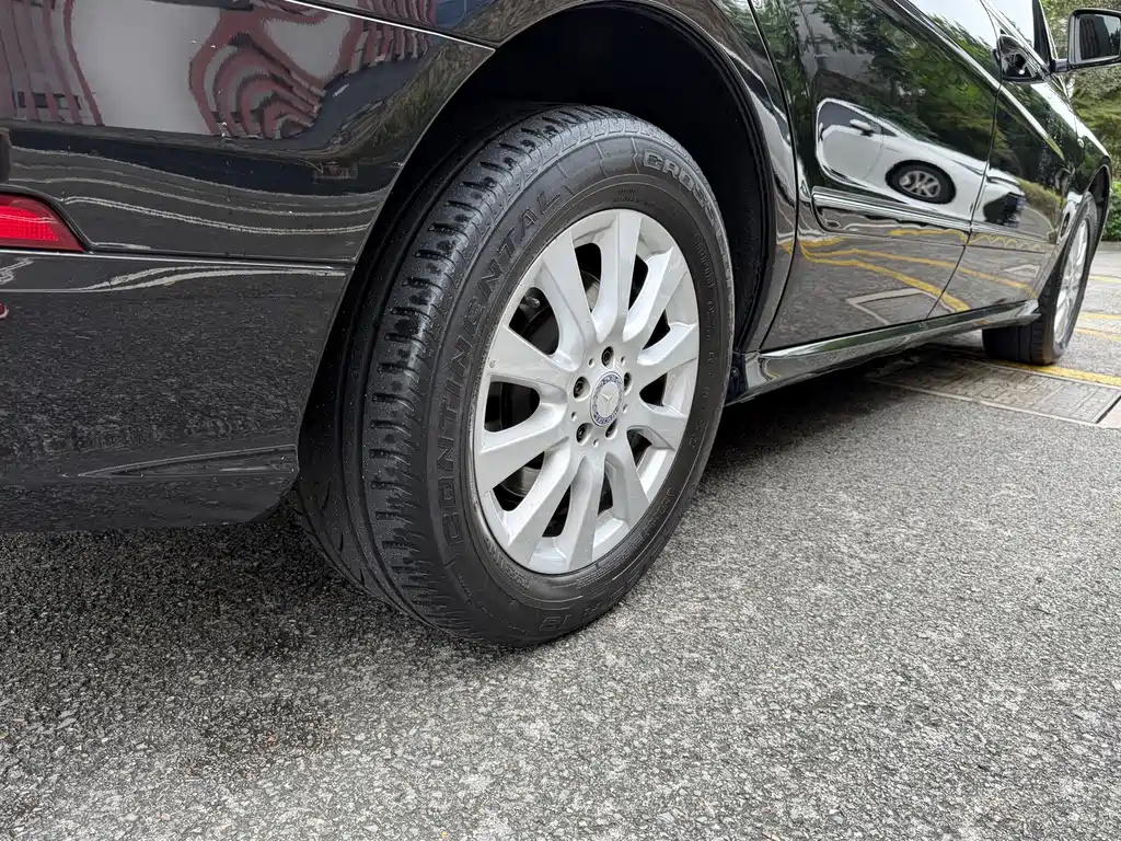 Mercedes-Benz R-Class — миниатюра 13