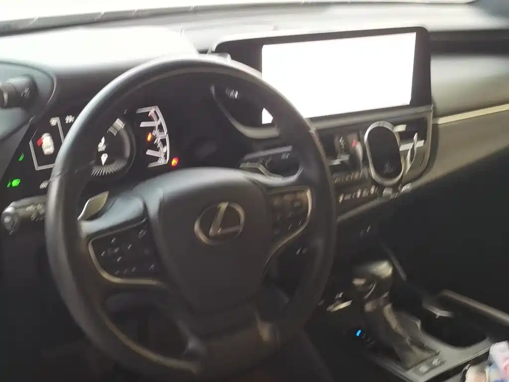 Lexus ES — миниатюра 10