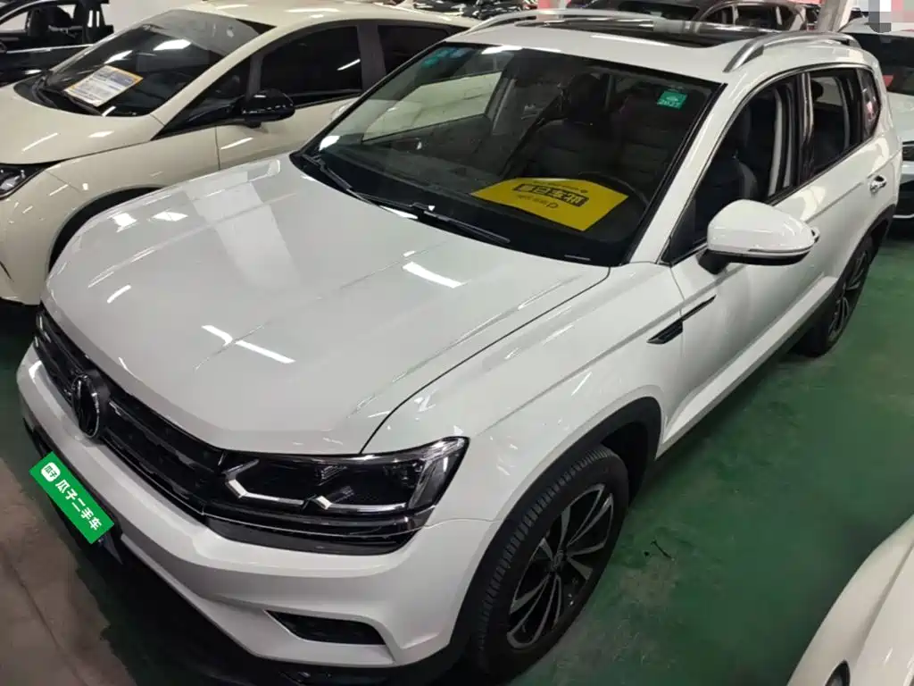 Volkswagen Tharu