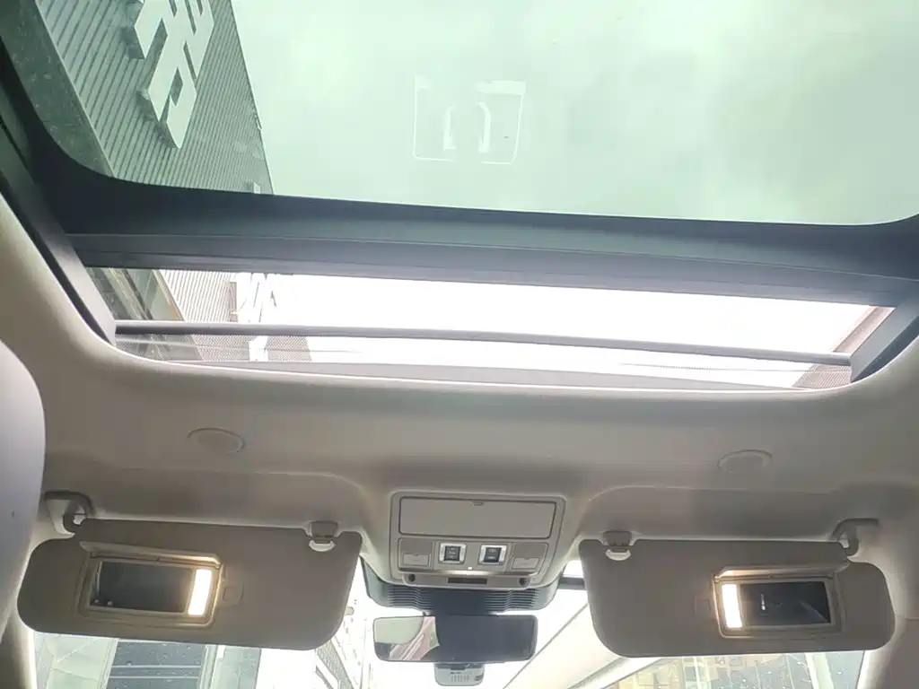 Land Rover Evoque — миниатюра 18