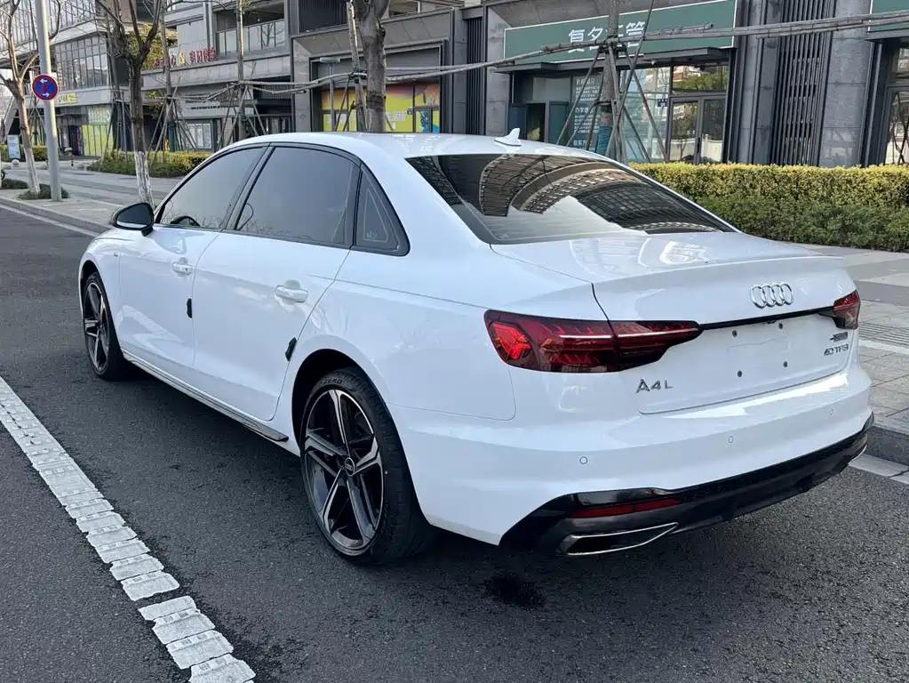 Audi A4L — миниатюра 15