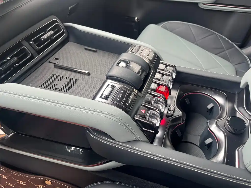 FANG CHENG BAO LEOPARD 5