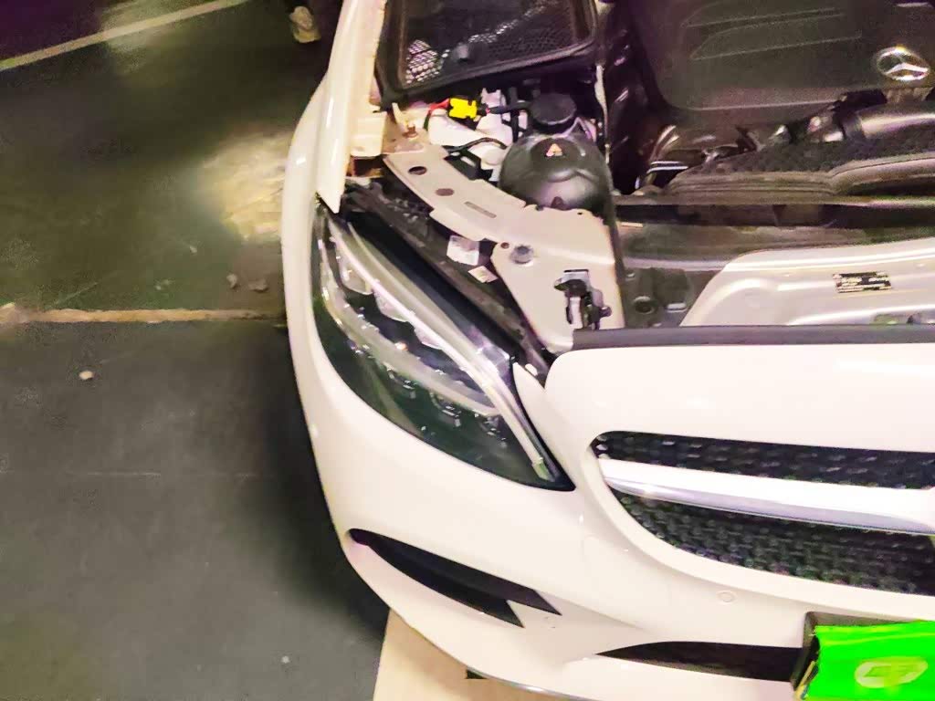 Mercedes-Benz C-Class 1.5 л 2021 г. Белый, пробег 32900 км