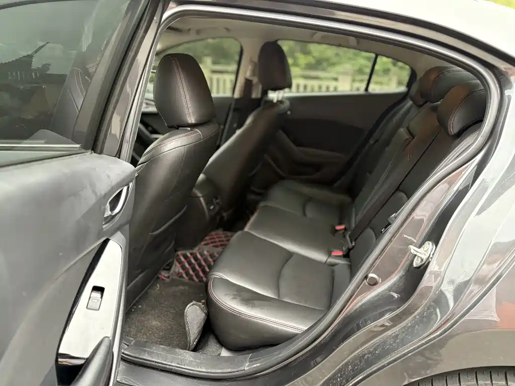 Mazda 3 Axela — миниатюра 6