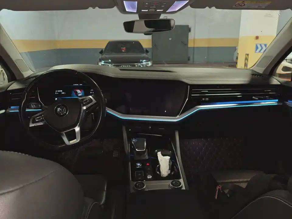 Volkswagen Touareg — миниатюра 5