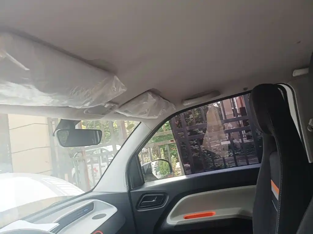 Wuling MINIEV — миниатюра 18