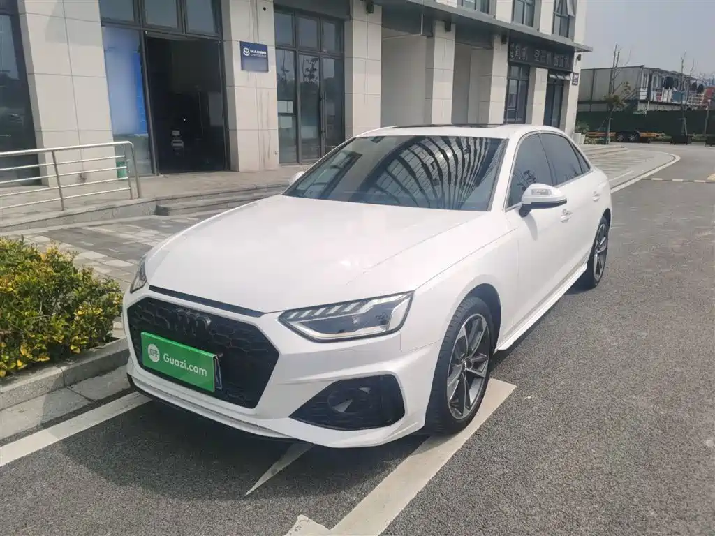 Audi A4L 2021