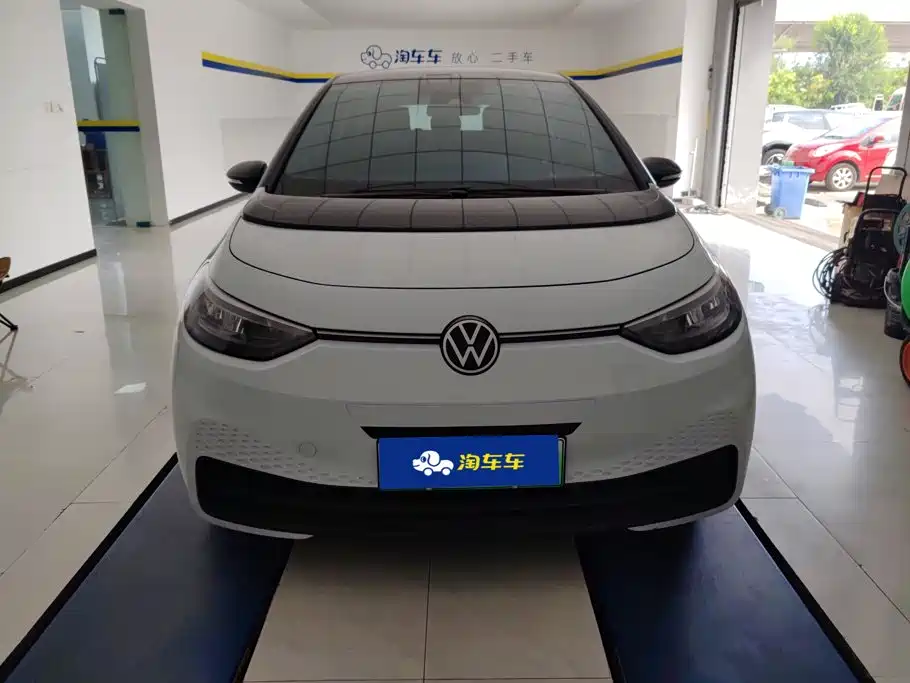 Volkswagen ID.3 — миниатюра 2