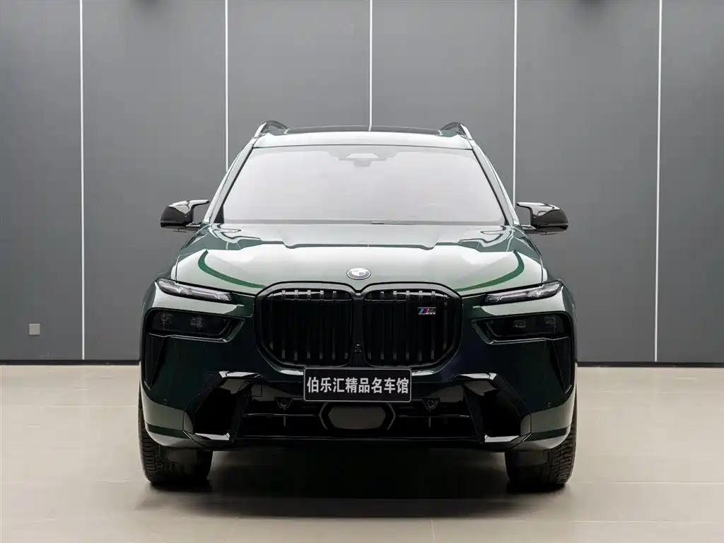 BMW X7 M60I