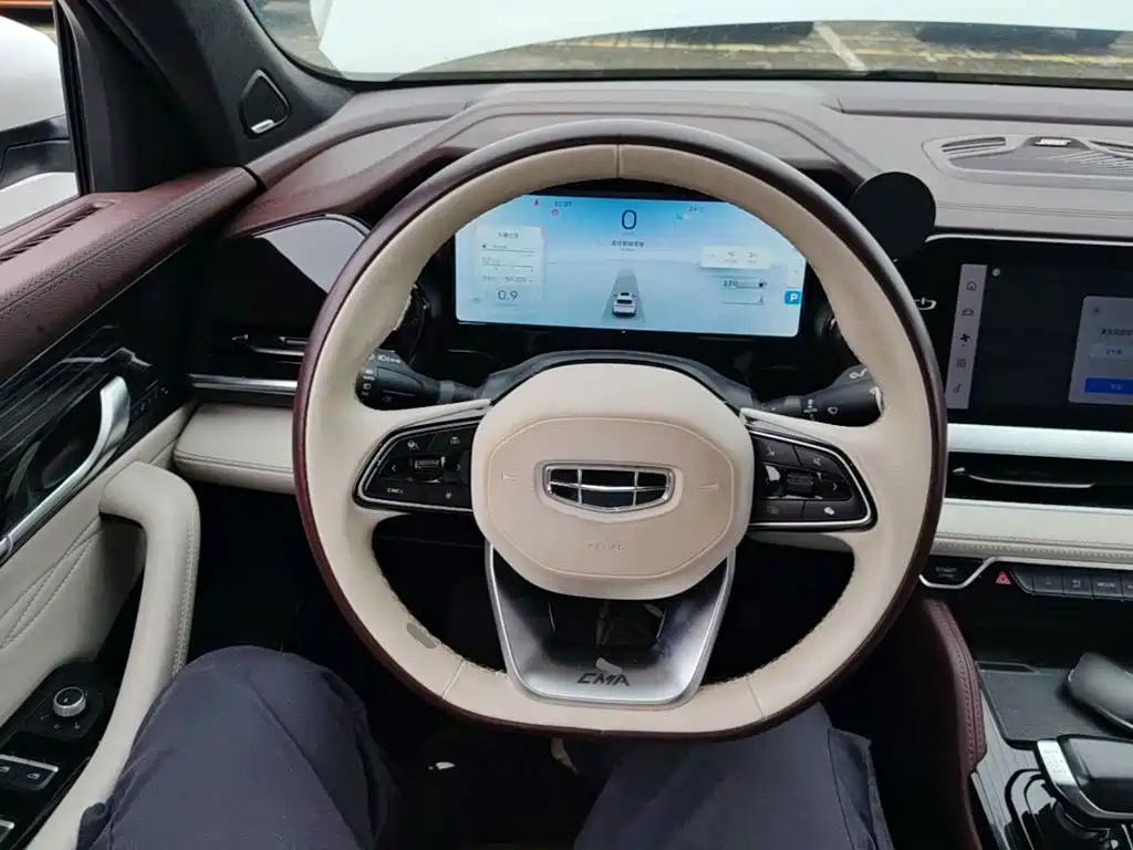 Geely Xingyue L — миниатюра 11