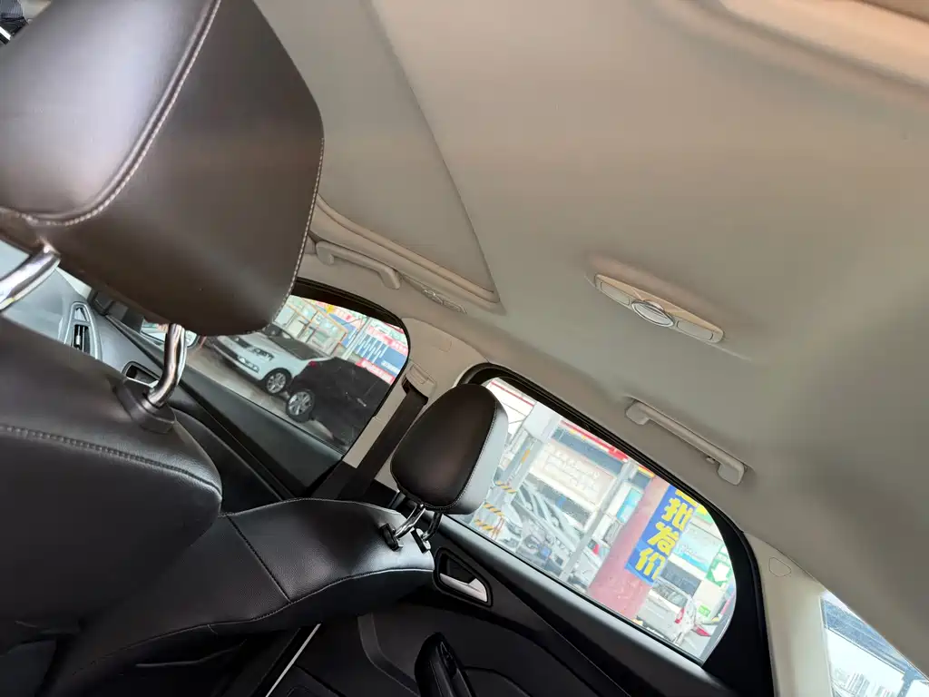 Ford Focus — миниатюра 12