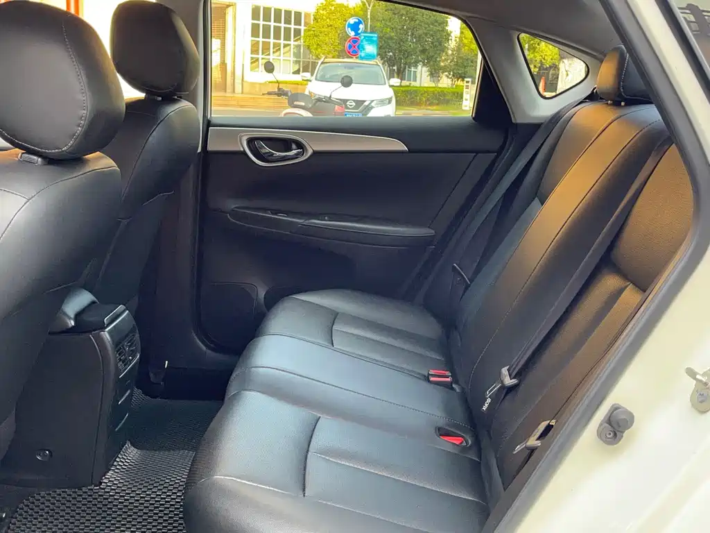 Nissan Sylphy — миниатюра 8