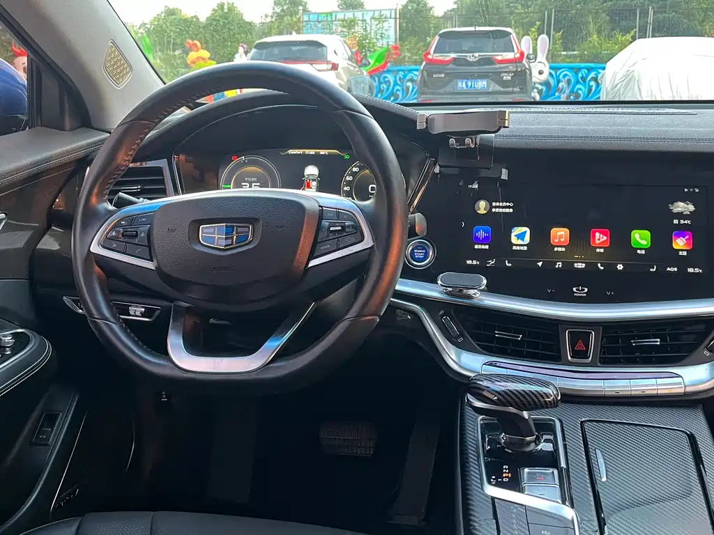 Geely Borui Hybrid — миниатюра 14