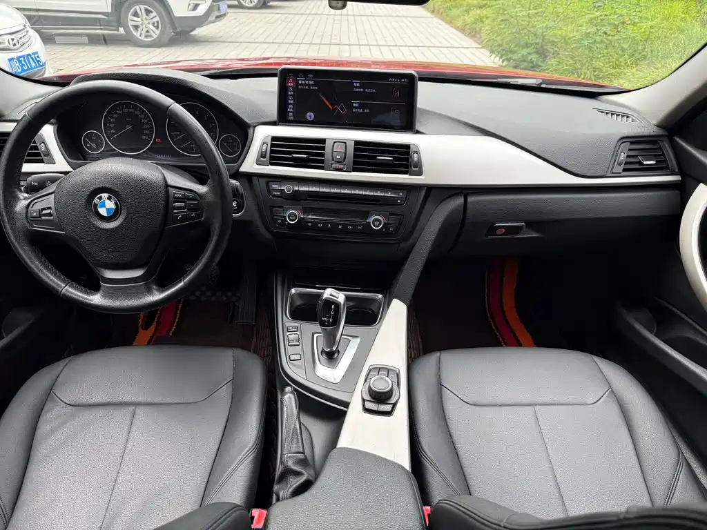 BMW 3 Series — миниатюра 8