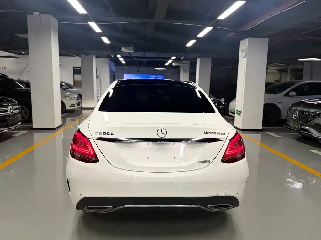 Mercedes-Benz C-Class — миниатюра 5