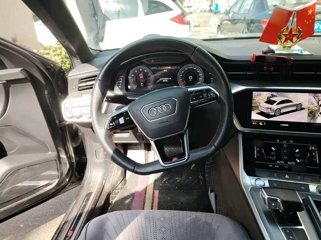 Audi A6L — миниатюра 6