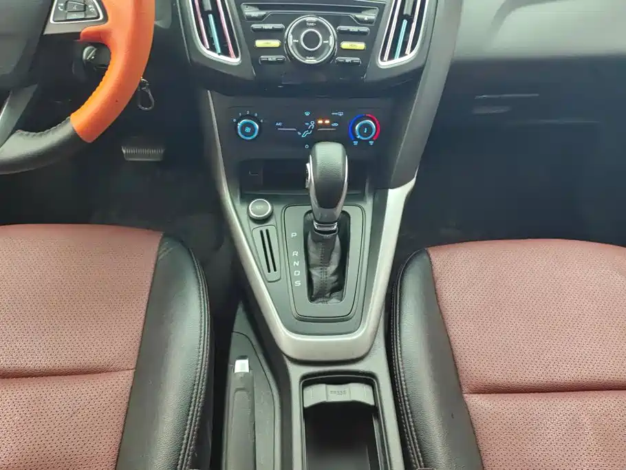 Ford Focus — миниатюра 16