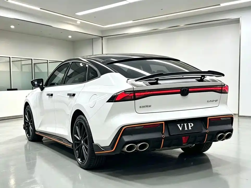 Changan UNI-V — миниатюра 7