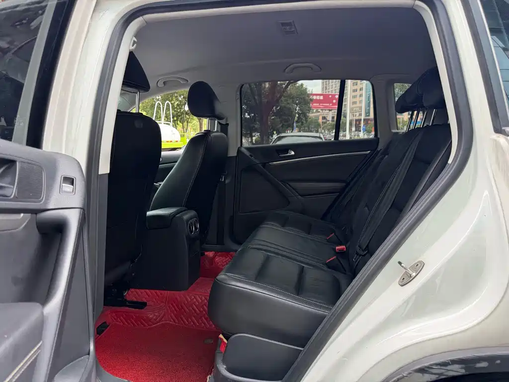 Volkswagen Tiguan — миниатюра 7