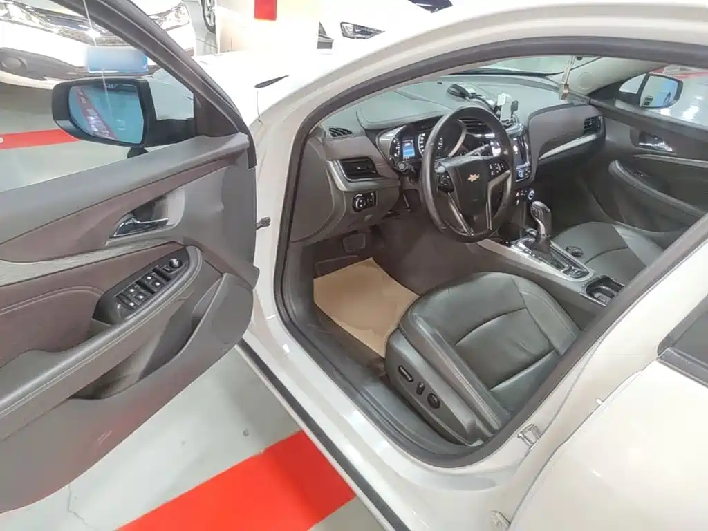 Chevrolet Malibu — миниатюра 16