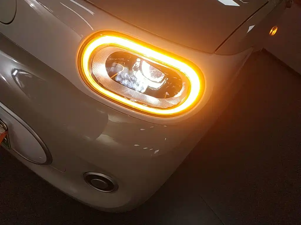 Wuling MINIEV — миниатюра 24