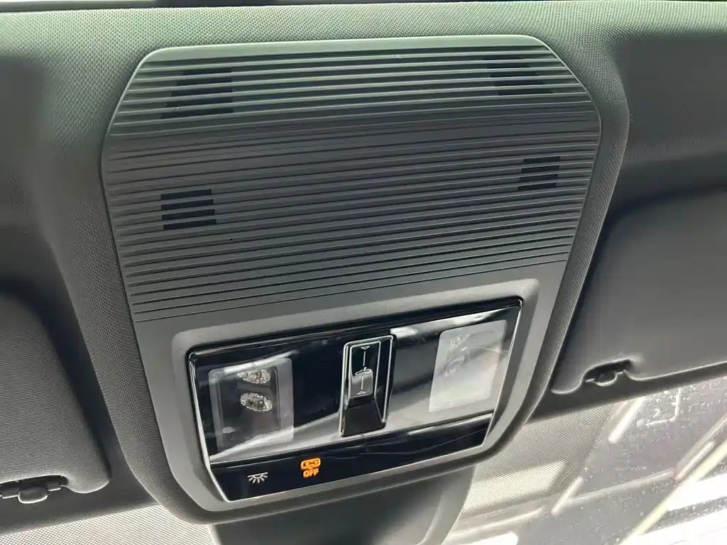 Volkswagen Golf — миниатюра 17