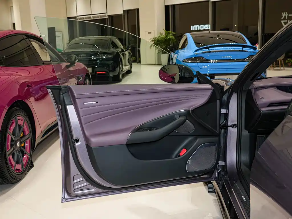 Xiaomi SU7 — миниатюра 6