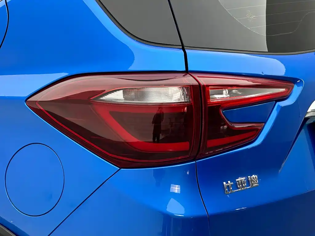 BYD Yuan EV — миниатюра 27