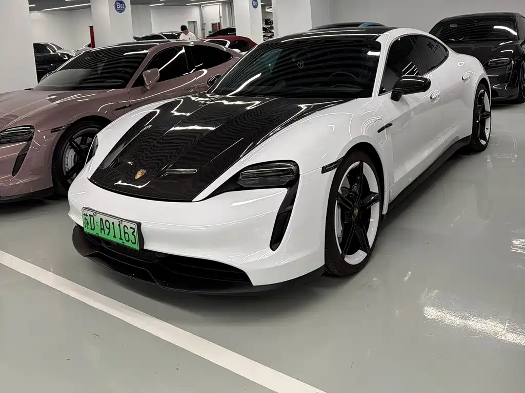 Porsche Taycan