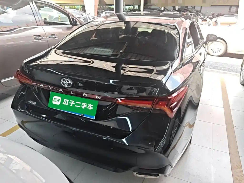 Toyota Avalon — миниатюра 6
