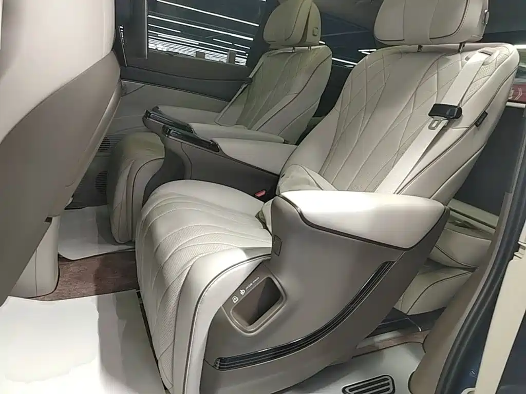 Denza Denza D9 — миниатюра 17