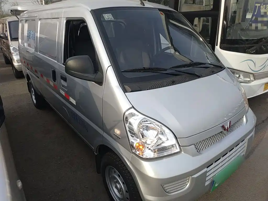 Wuling Rongguang 2021 1.5L 2 местL3C