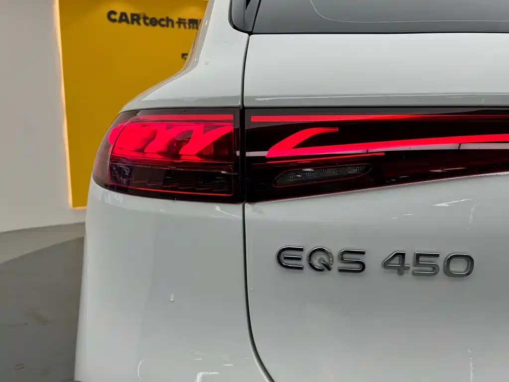 Mercedes-Benz EQS SUV — миниатюра 4