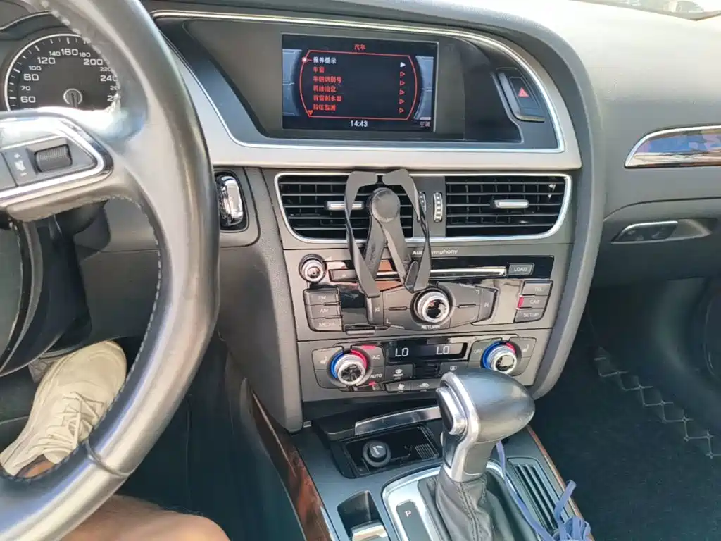 Audi A4L — миниатюра 18