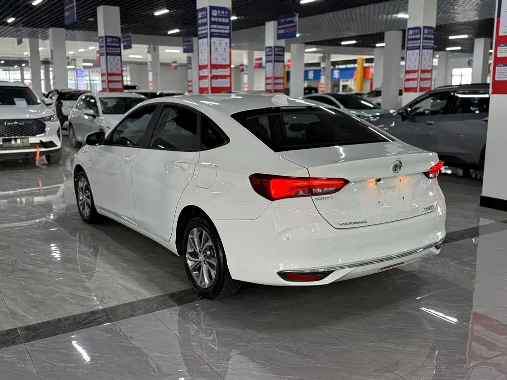 Buick Verano — миниатюра 8