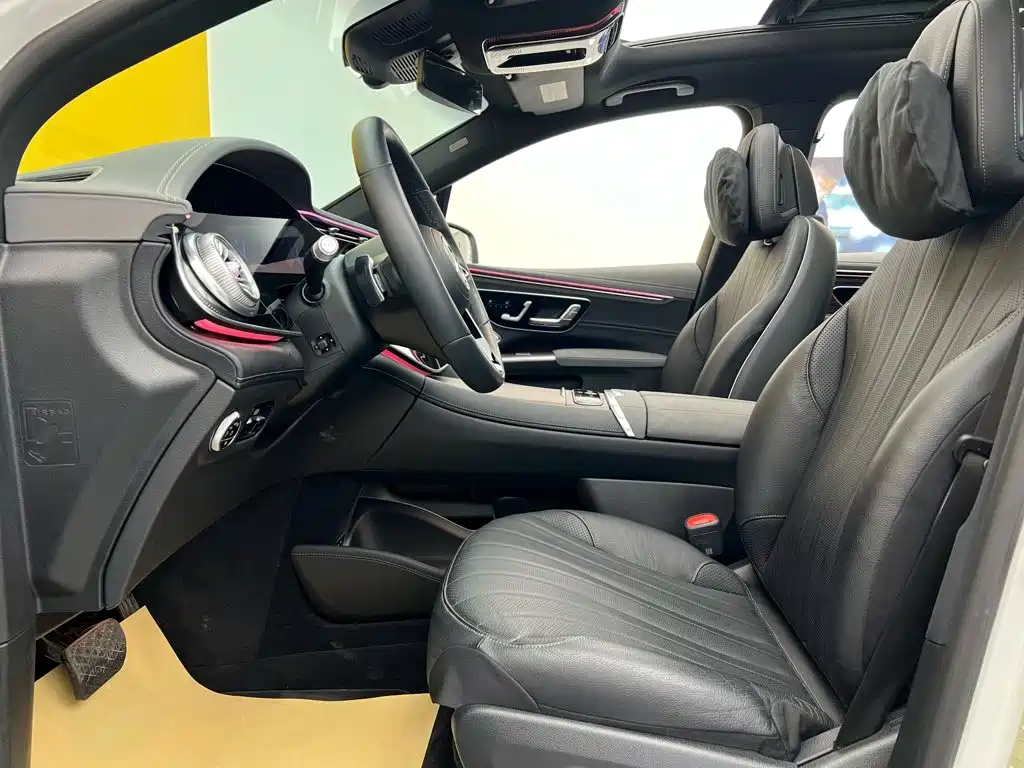 Mercedes-Benz EQS SUV — миниатюра 12
