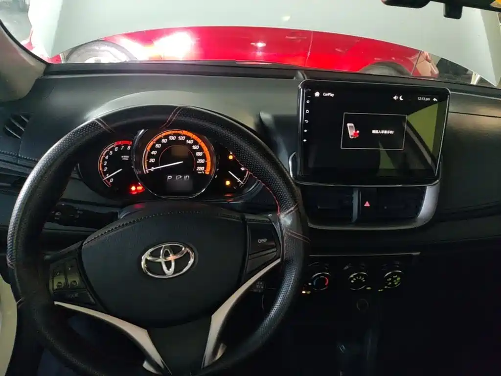 Toyota Yaris L — миниатюра 10