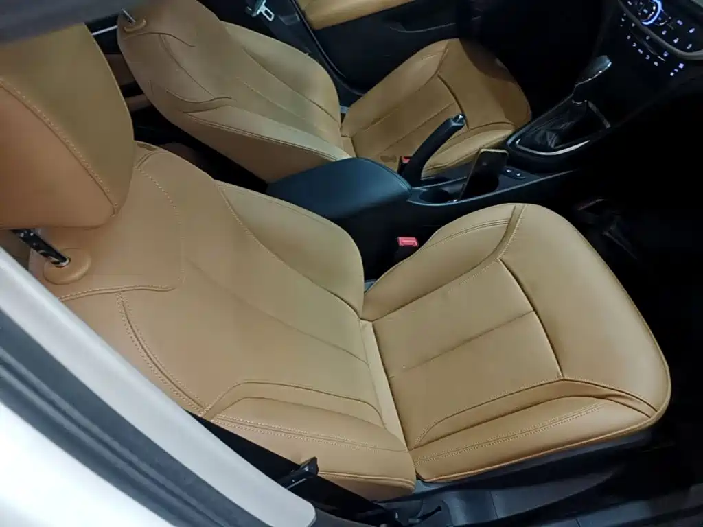 Buick Excelle — миниатюра 25