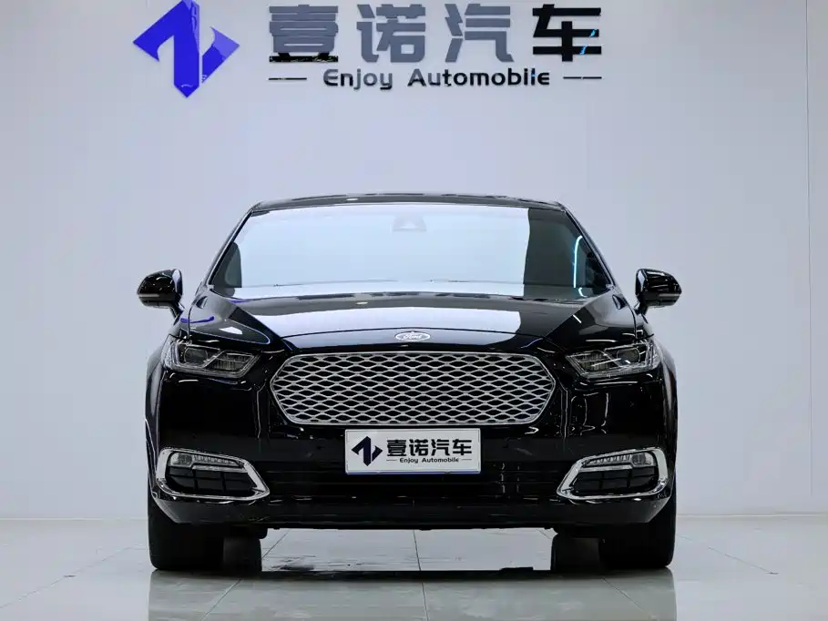 Ford Taurus — миниатюра 2