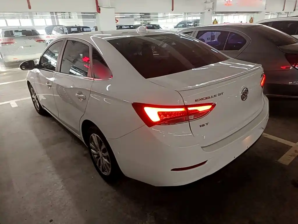 Buick Excelle — миниатюра 5