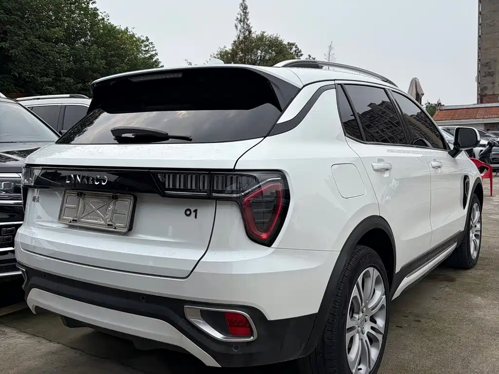 Lynk & Co 01 — миниатюра 13