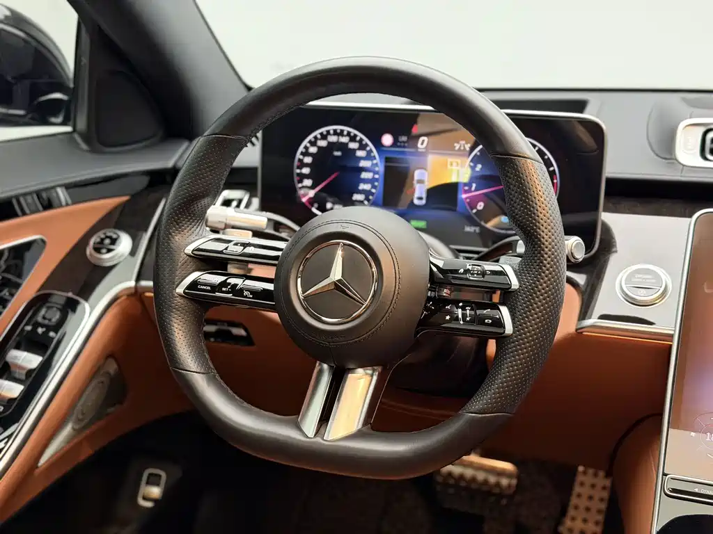 Mercedes-Benz S-Class — миниатюра 15